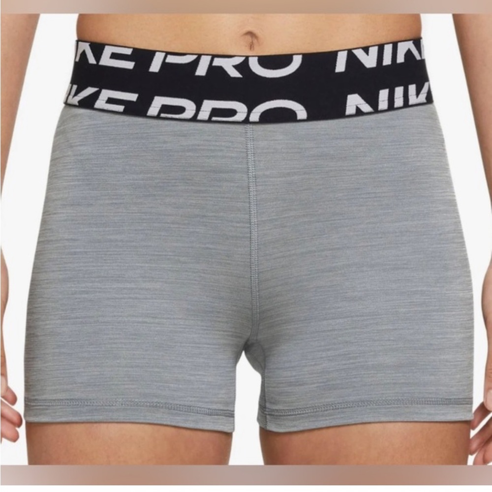 Nike Pro Heather Gray Training Shorts large 3”